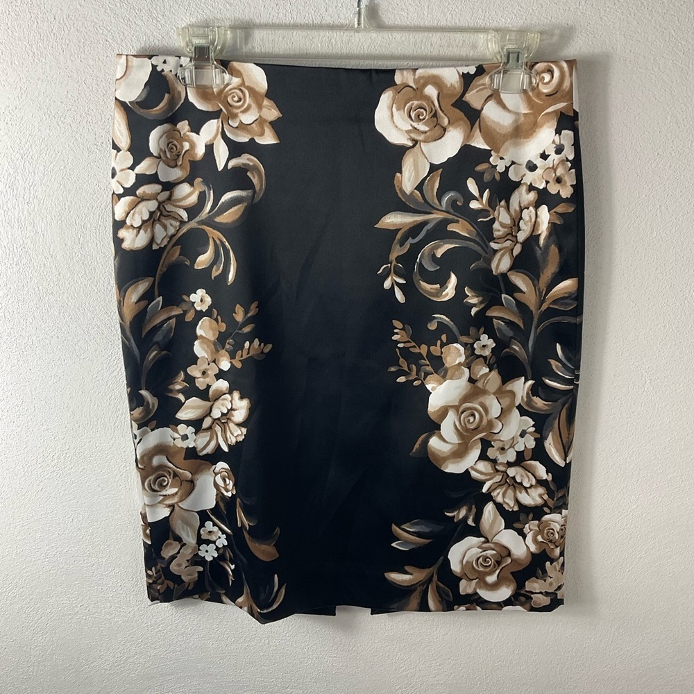 WHBM Black Tan Rose Floral Skirt Sz 4